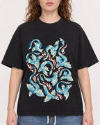 Mockup Boxy Heavyweight Tee Black female close-up 09