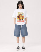 Mockup Boxy Heavyweight Tee White female full-body 01