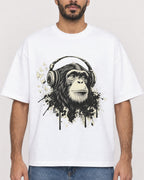 Mockup Boxy Heavyweight Tee White male close-up 07