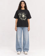 Mockup Boxy Heavyweight Tee Black female full-body 07