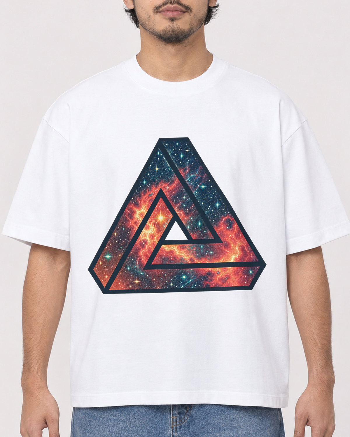 Mockup Boxy Heavyweight Tee White male close-up 02