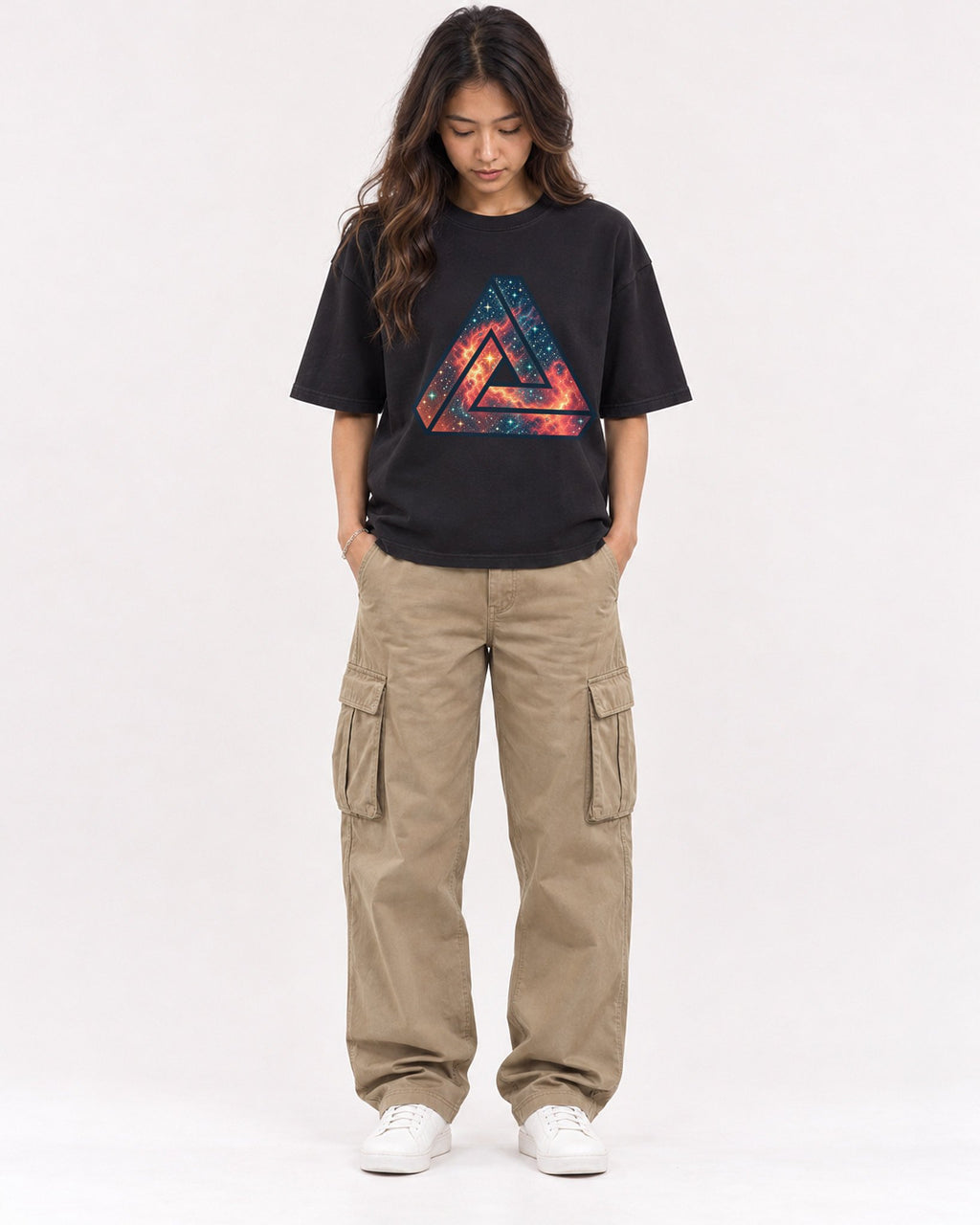 Mockup Boxy Heavyweight Tee Black female full-body 02