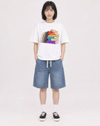 Mockup Boxy Heavyweight Tee White female full-body 11