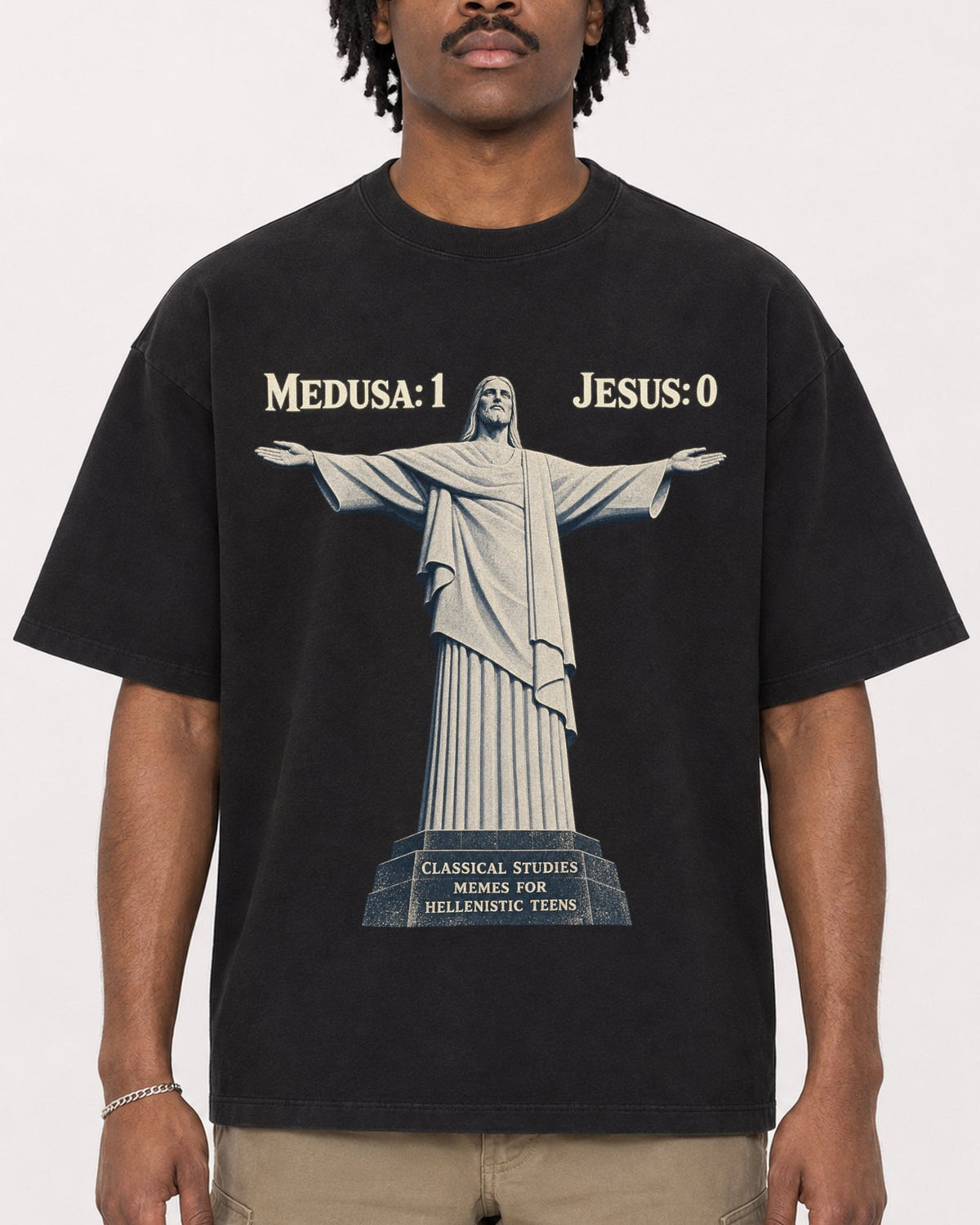 Mockup Boxy Heavyweight Tee Black male close-up 04