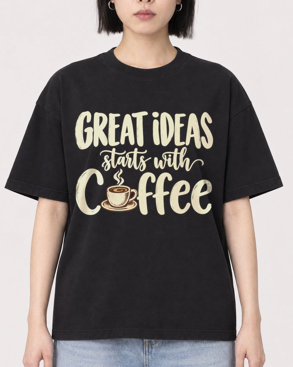Mockup Boxy Heavyweight Tee Black female close-up 11