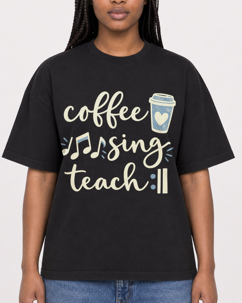 Mockup Boxy Heavyweight Tee Black female close-up 04