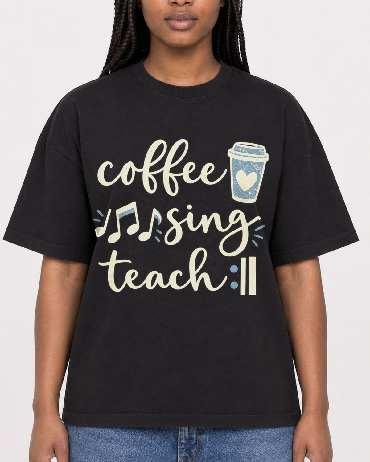 Mockup Boxy Heavyweight Tee Black female close-up 04