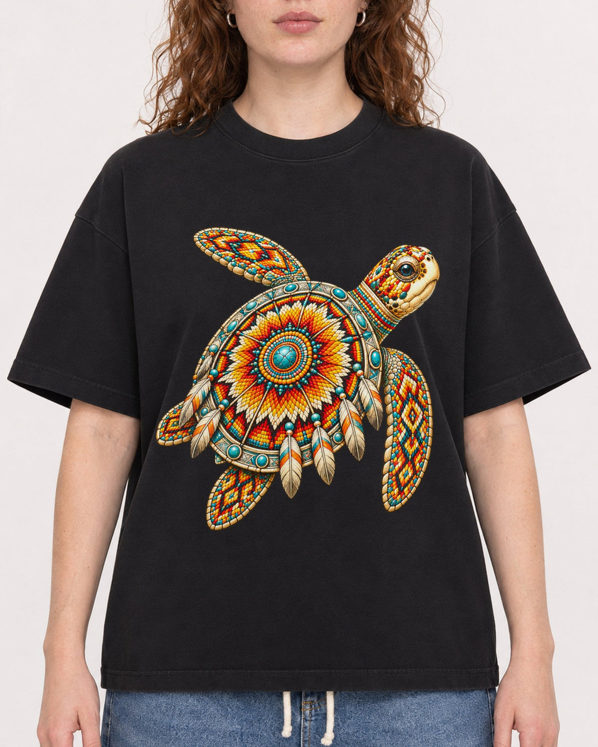 Mockup Boxy Heavyweight Tee Black female close-up 09