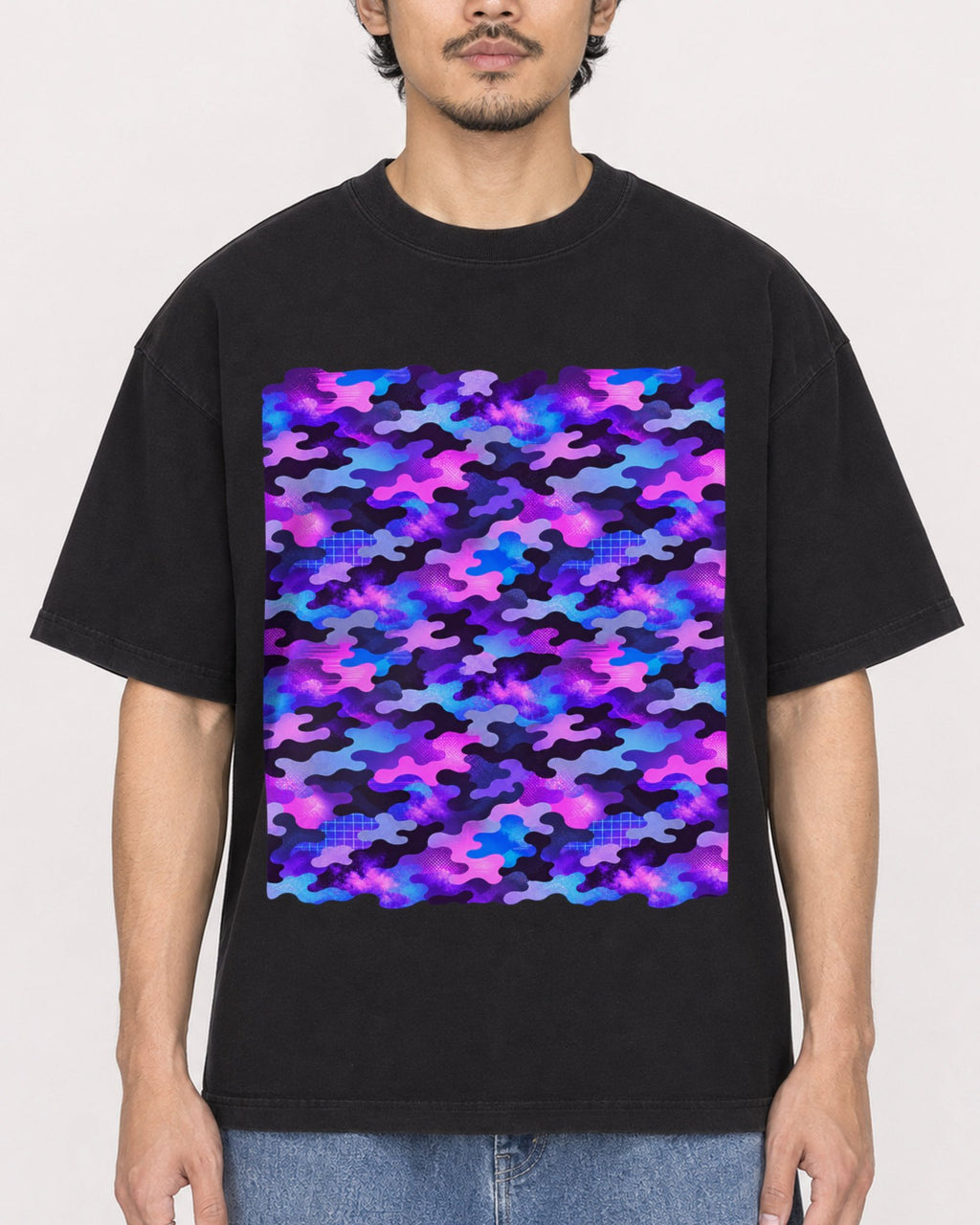 Mockup Boxy Heavyweight Tee Black male close-up 02