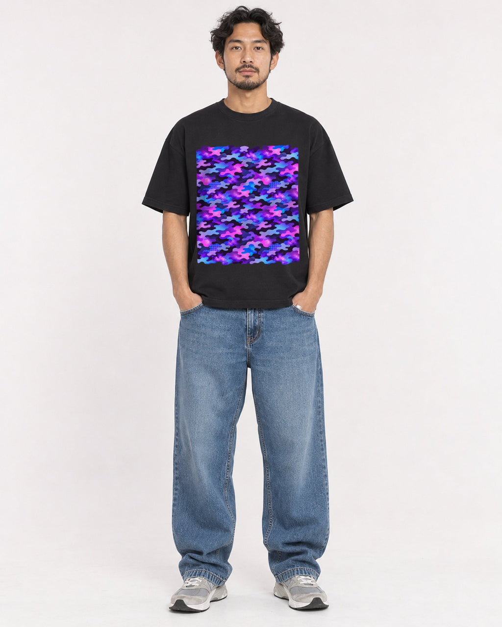 Mockup Boxy Heavyweight Tee Black male full-body 02