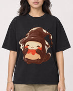 Mockup Boxy Heavyweight Tee Black female close-up 02