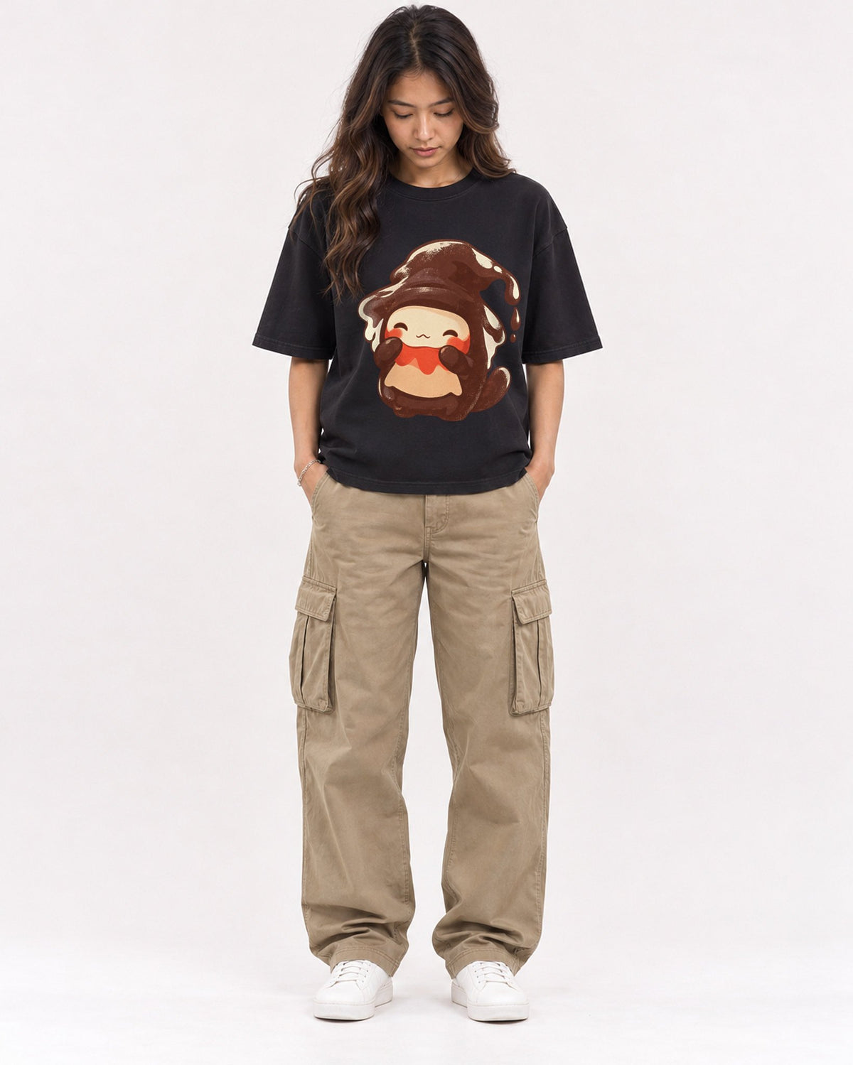 Mockup Boxy Heavyweight Tee Black female full-body 02