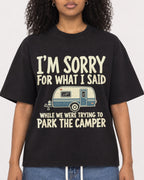 Mockup Boxy Heavyweight Tee Black female close-up 05