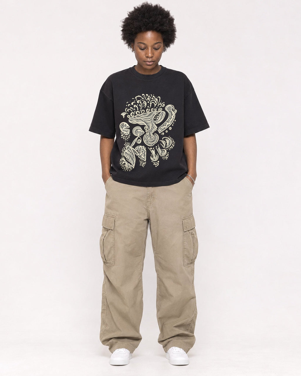 Mockup Boxy Heavyweight Tee Black female full-body 14