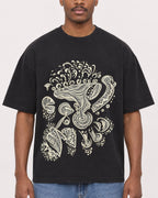 Mockup Boxy Heavyweight Tee Black male close-up 14