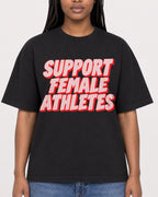 Mockup Boxy Heavyweight Tee Black female close-up 04