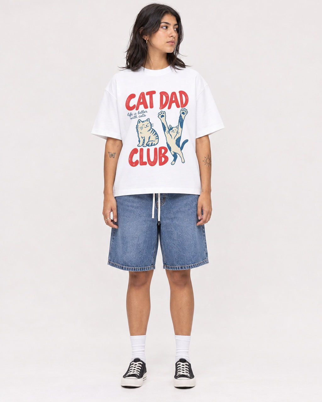 Mockup Boxy Heavyweight Tee White female full-body 36