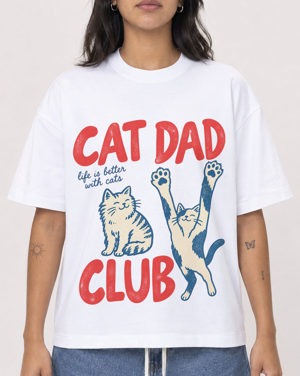 Mockup Boxy Heavyweight Tee White female close-up 36