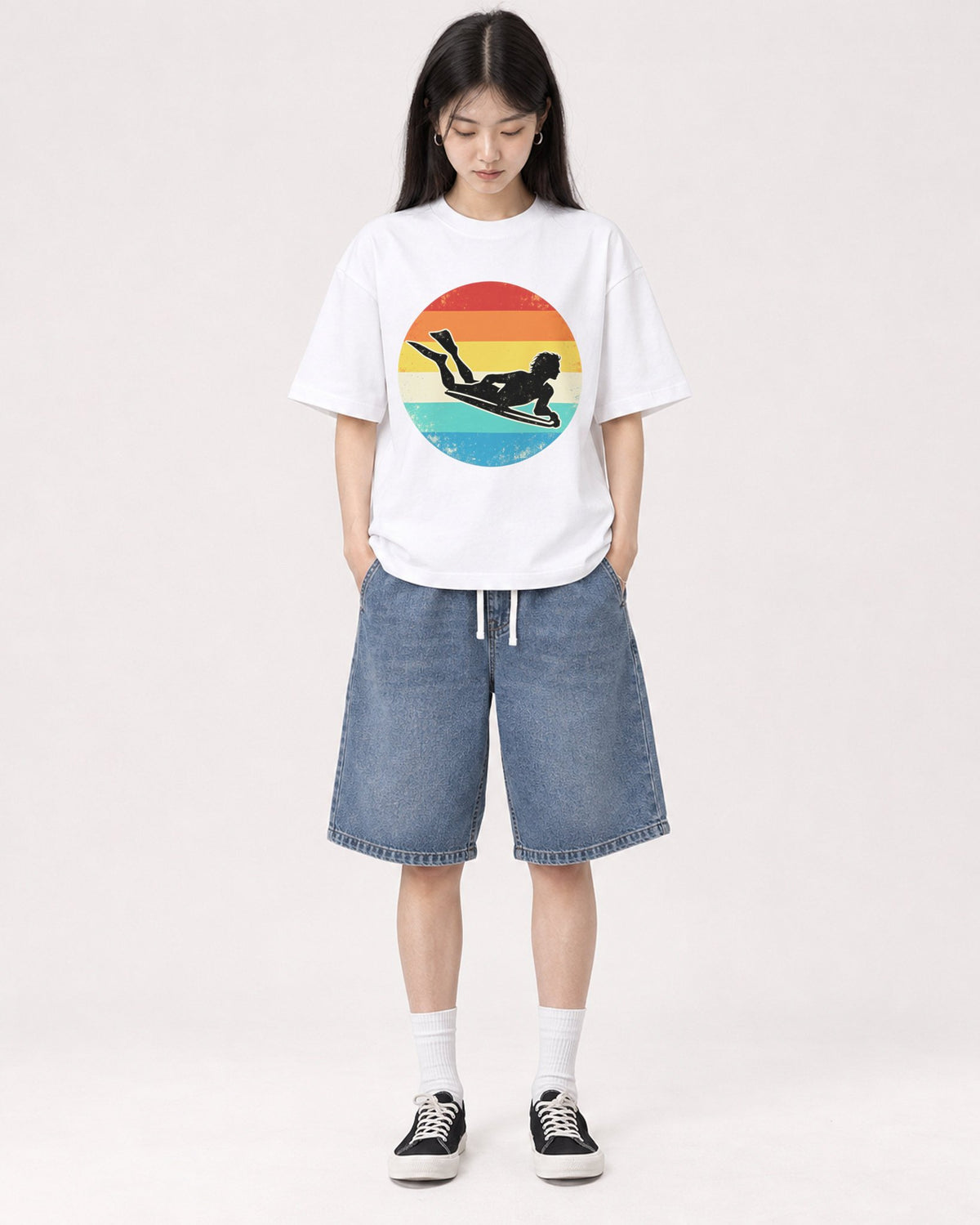 Mockup Boxy Heavyweight Tee White female full-body 01