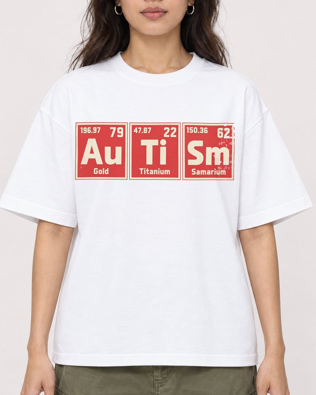 Mockup Boxy Heavyweight Tee White female close-up 02