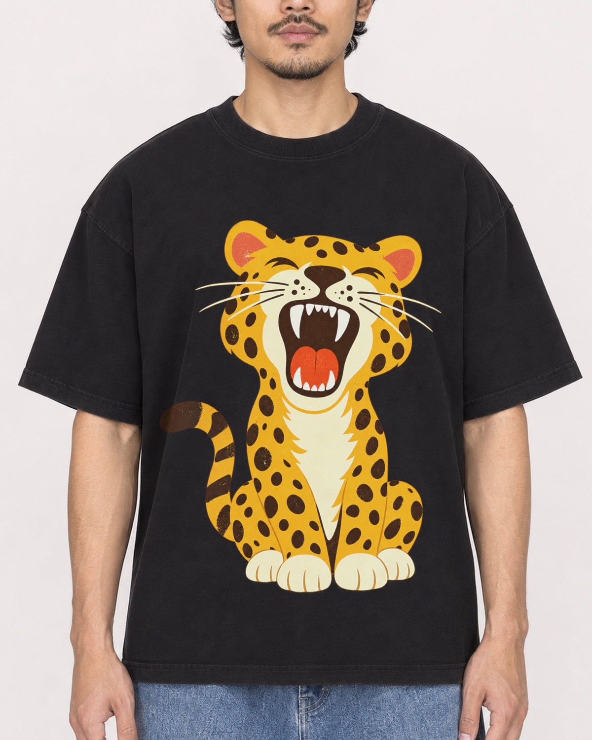 Mockup Boxy Heavyweight Tee Black male close-up 02
