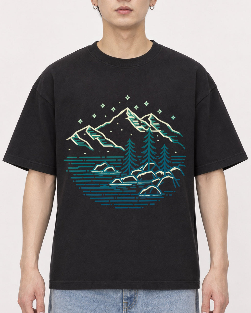 Mockup Boxy Heavyweight Tee Black male close-up 01