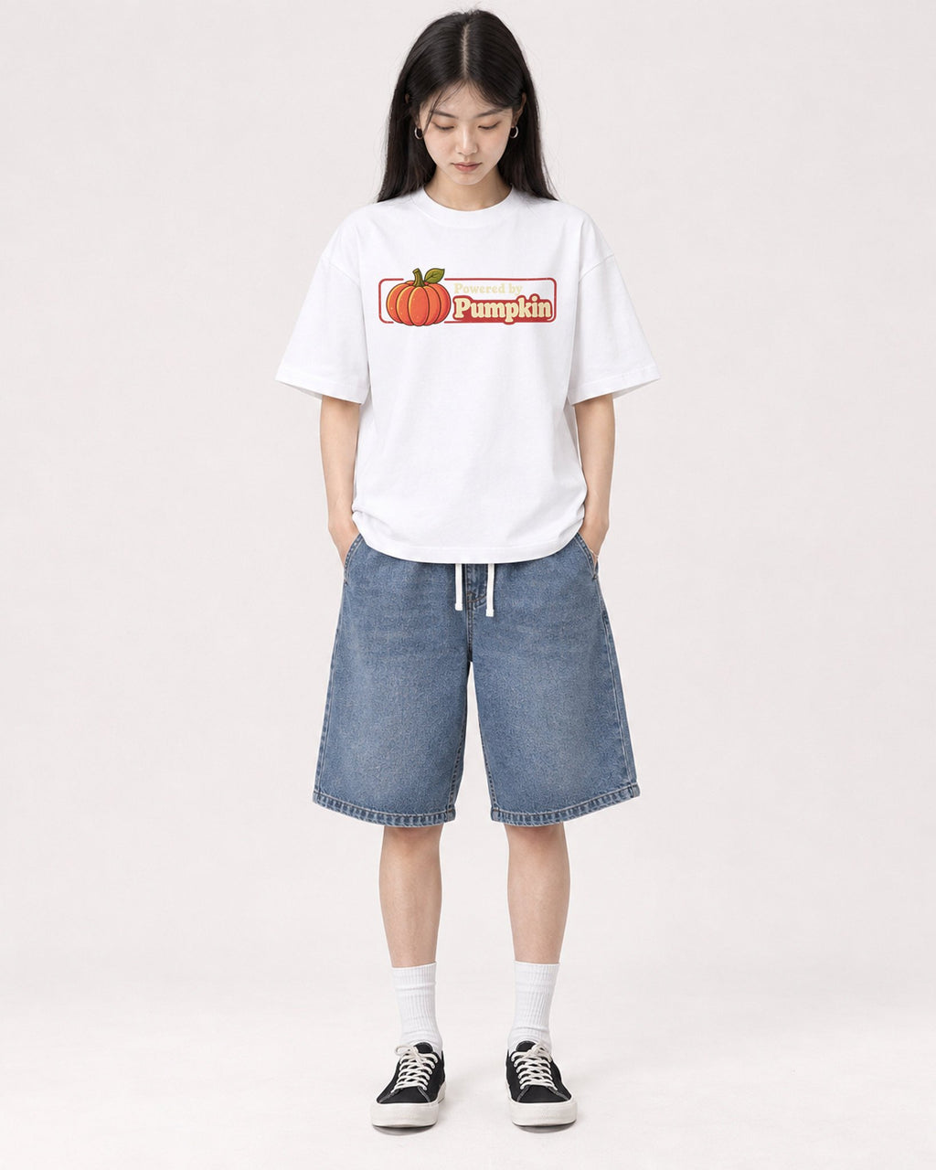 Mockup Boxy Heavyweight Tee White female full-body 01