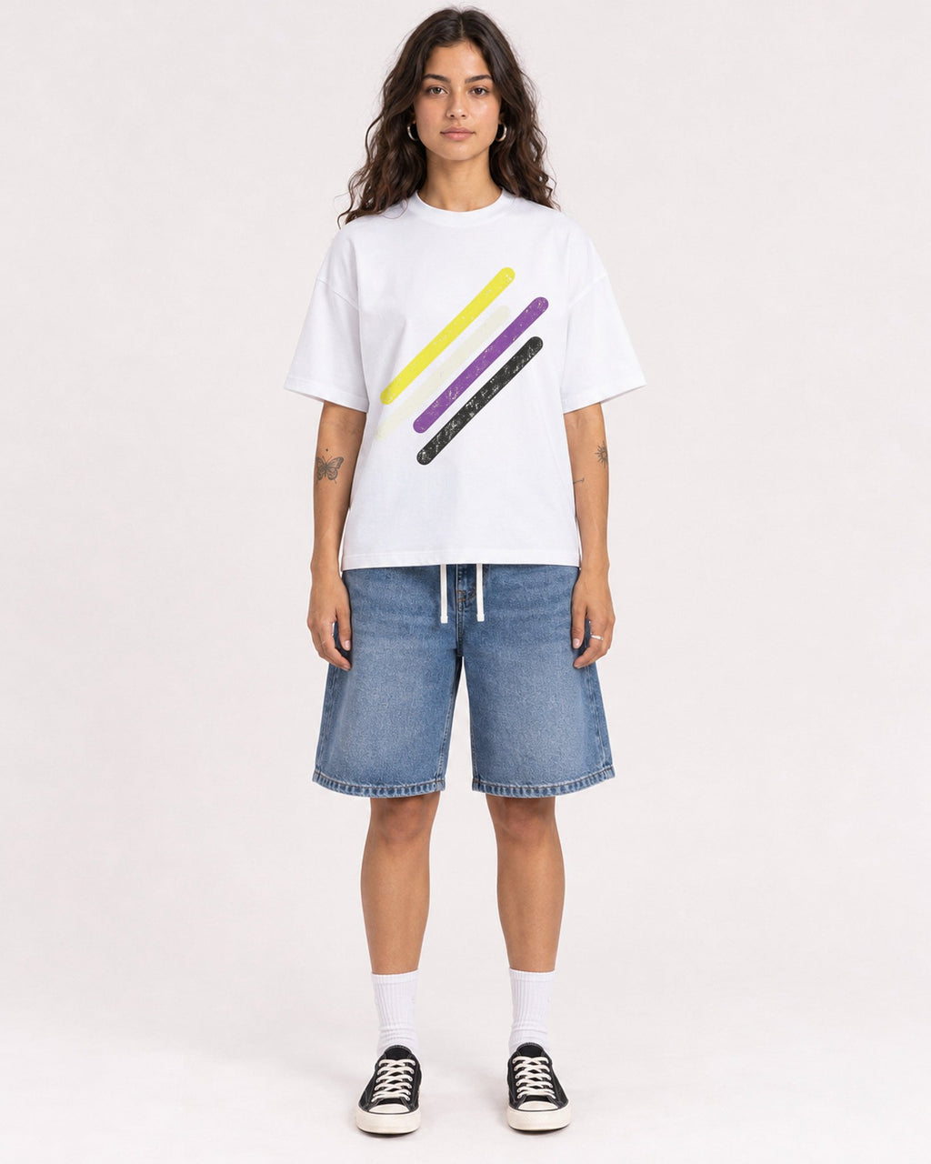 Mockup Boxy Heavyweight Tee White female full-body 06