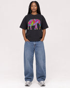 Mockup Boxy Heavyweight Tee Black female full-body 04