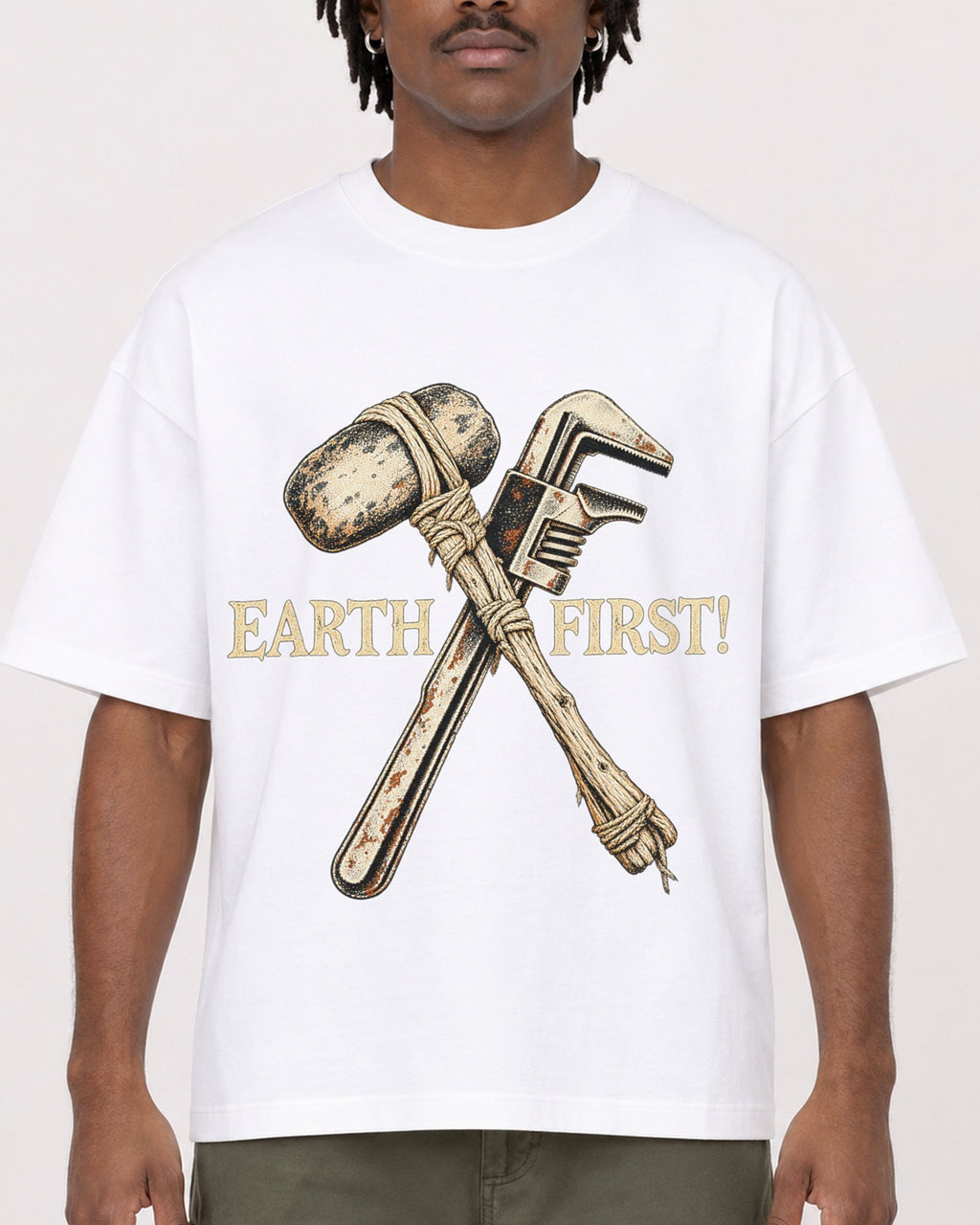 Mockup Boxy Heavyweight Tee White male close-up 04