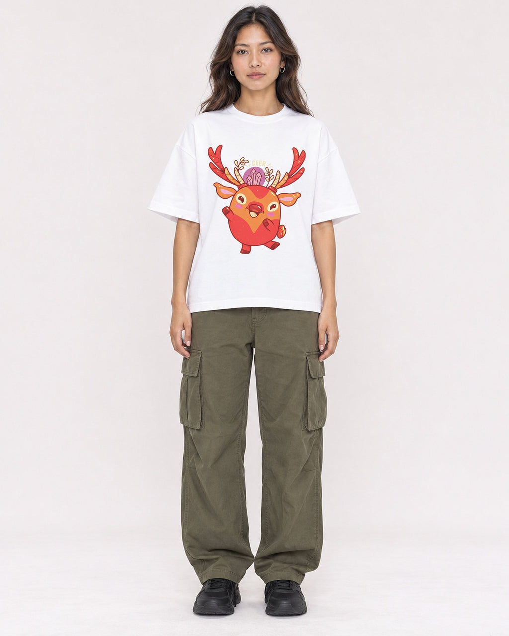 Mockup Boxy Heavyweight Tee White female full-body 02