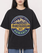 Mockup Boxy Heavyweight Tee Black female close-up 01