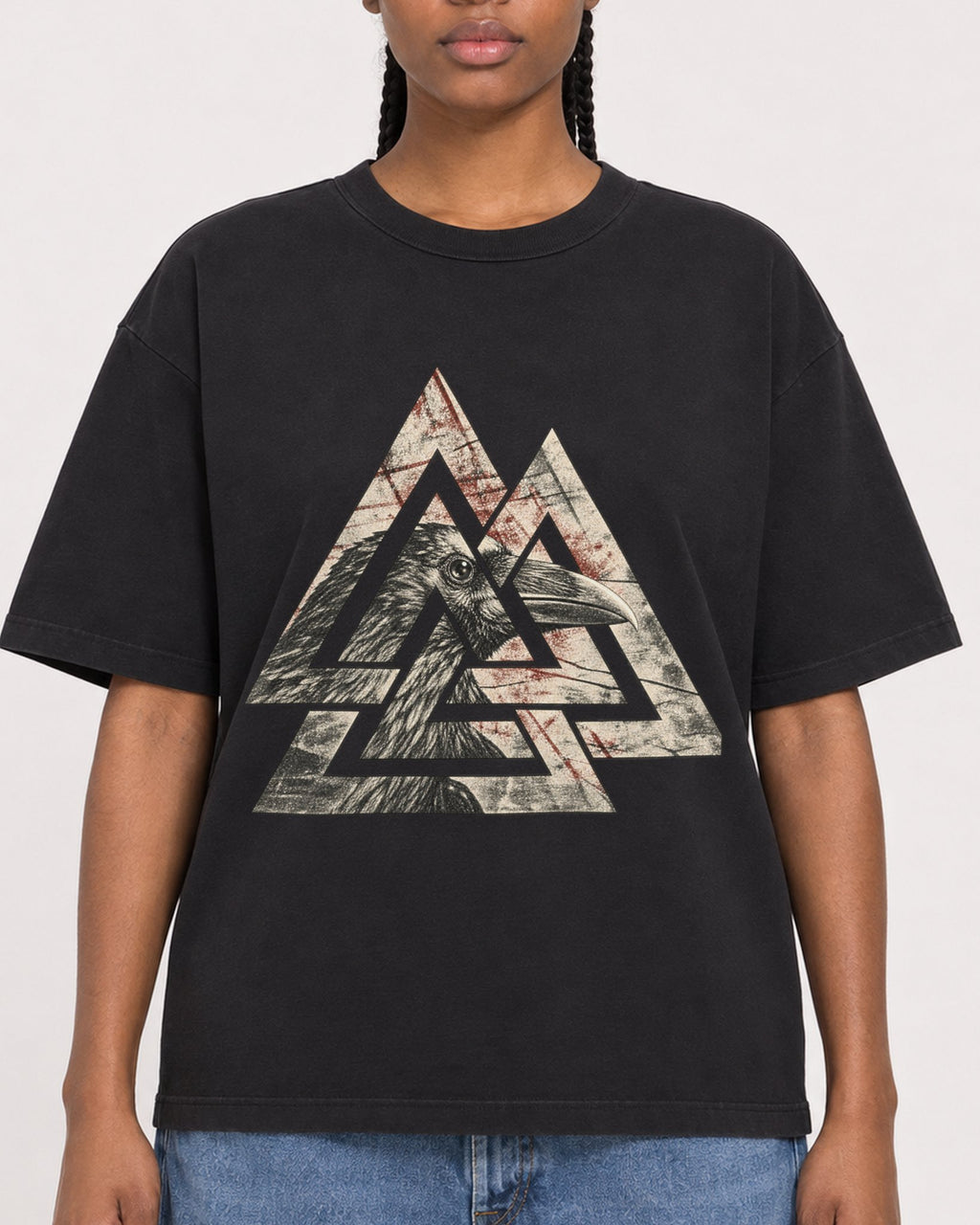 Mockup Boxy Heavyweight Tee Black female close-up 44