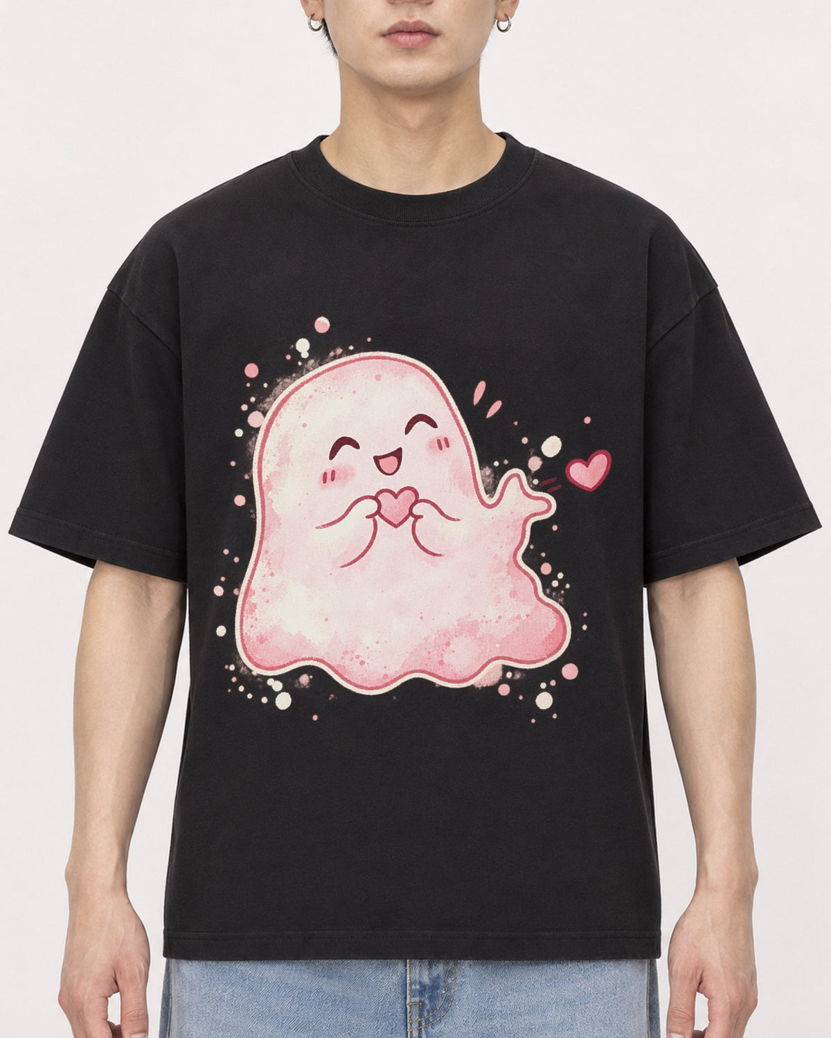 Mockup Boxy Heavyweight Tee Black male close-up 01
