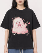 Mockup Boxy Heavyweight Tee Black female close-up 01