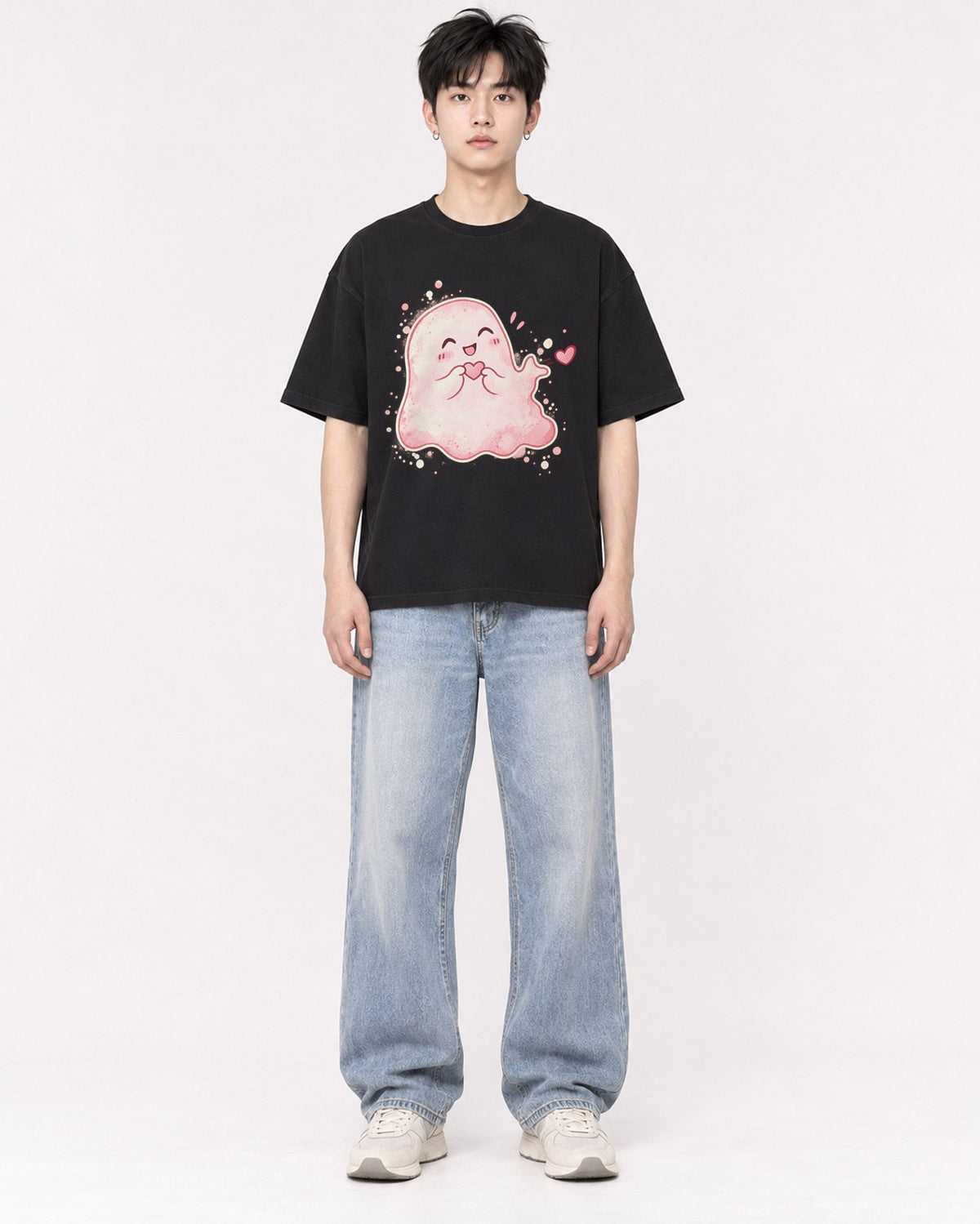 Mockup Boxy Heavyweight Tee Black male full-body 01