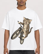 Mockup Boxy Heavyweight Tee White male close-up 25