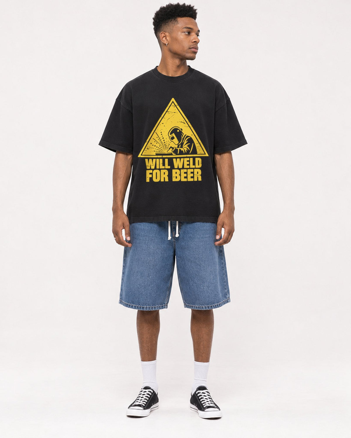 Mockup Boxy Heavyweight Tee Black male full-body 15