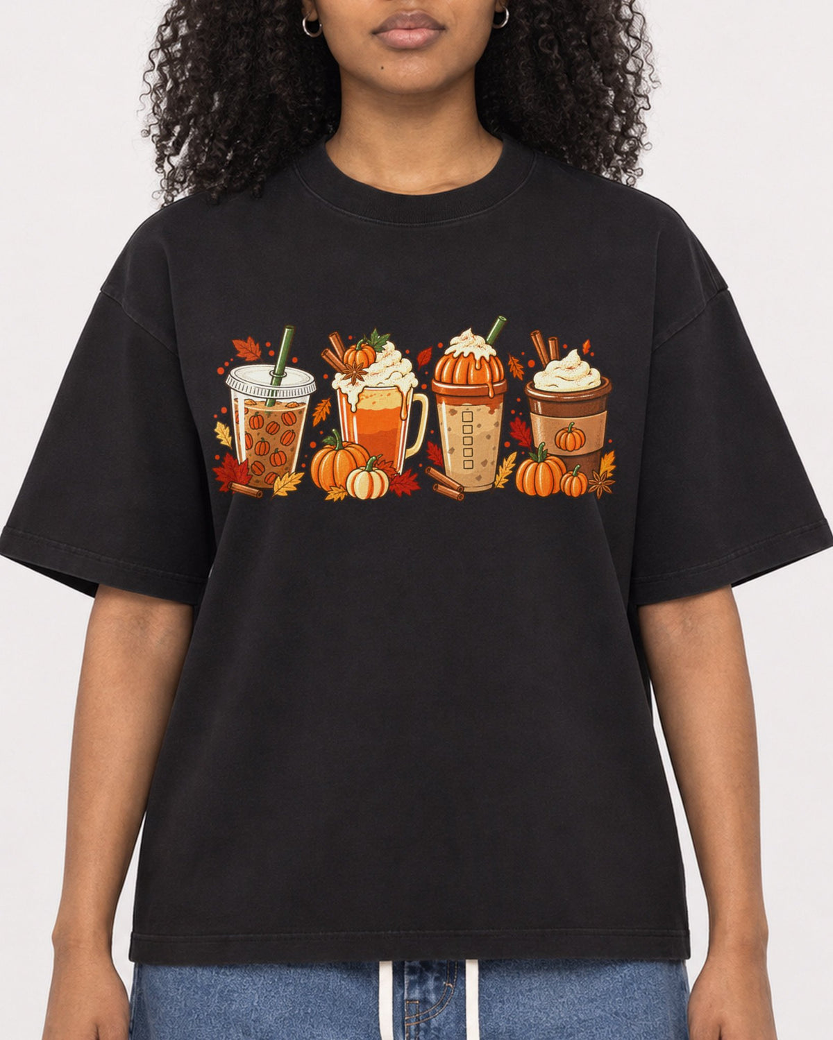 Mockup Boxy Heavyweight Tee Black female close-up 05