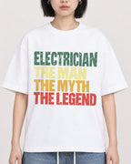 Mockup Boxy Heavyweight Tee White female close-up 11