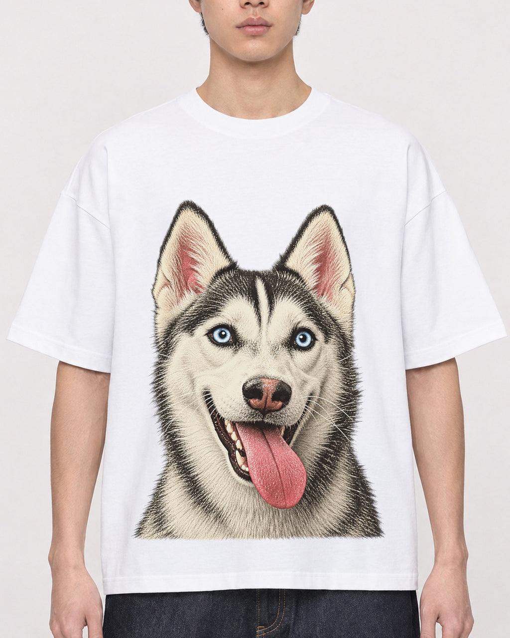 Mockup Boxy Heavyweight Tee White male close-up 01