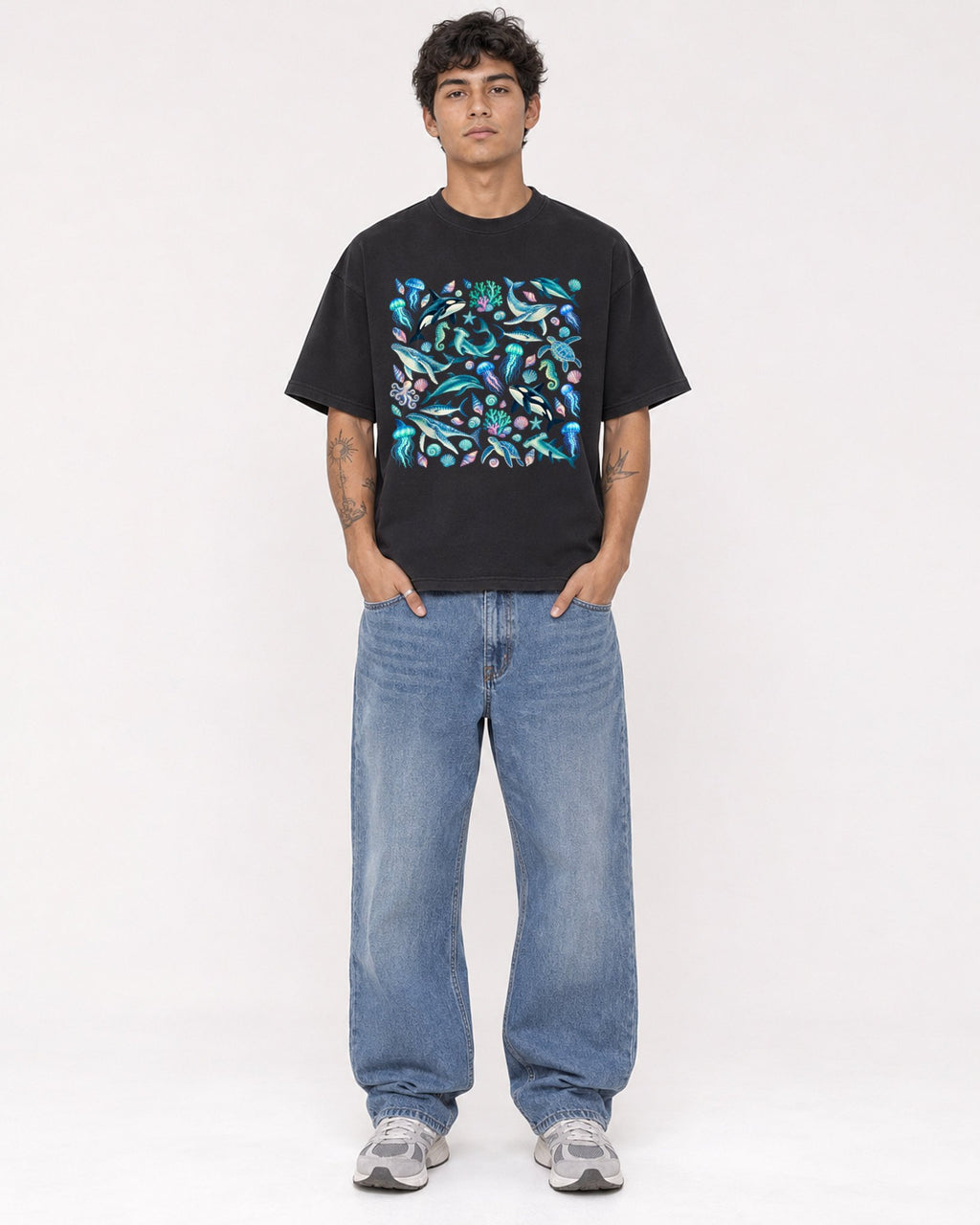 Mockup Boxy Heavyweight Tee Black male full-body 06