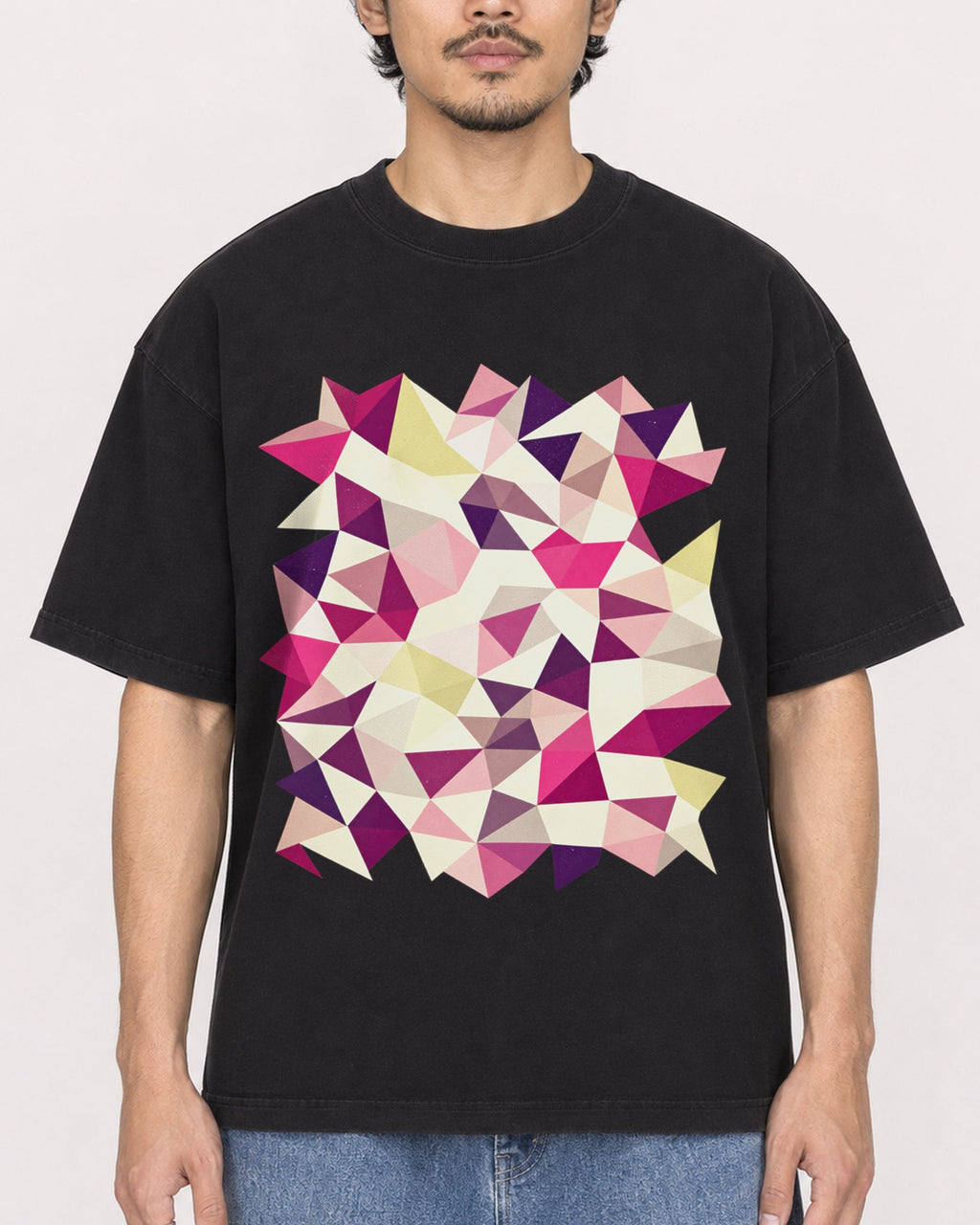 Mockup Boxy Heavyweight Tee Black male close-up 02