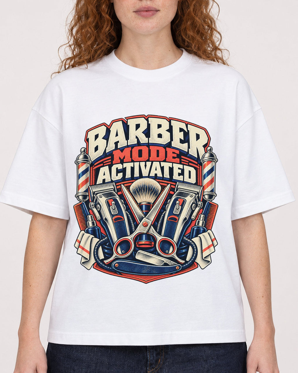 Mockup Boxy Heavyweight Tee White female close-up 09