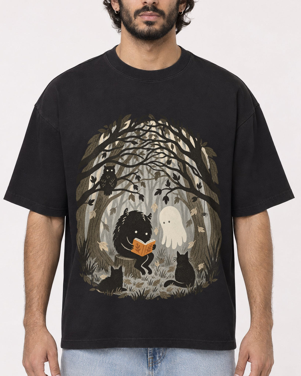 Mockup Boxy Heavyweight Tee Black male close-up 17