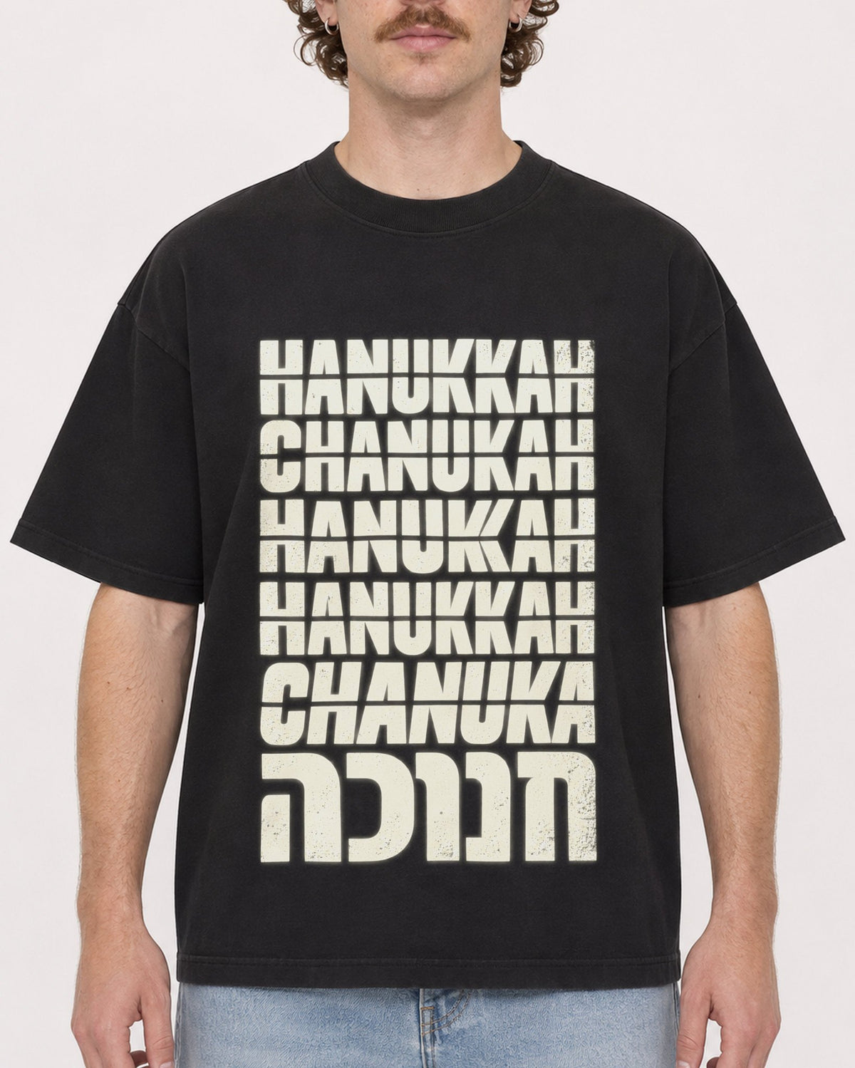 Mockup Boxy Heavyweight Tee Black male close-up 09