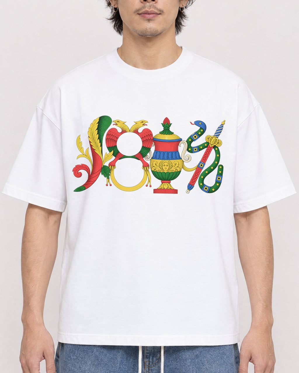 Mockup Boxy Heavyweight Tee White male close-up 03
