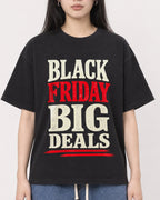 Mockup Boxy Heavyweight Tee Black female close-up 01
