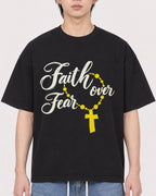Mockup Boxy Heavyweight Tee Black male close-up 11