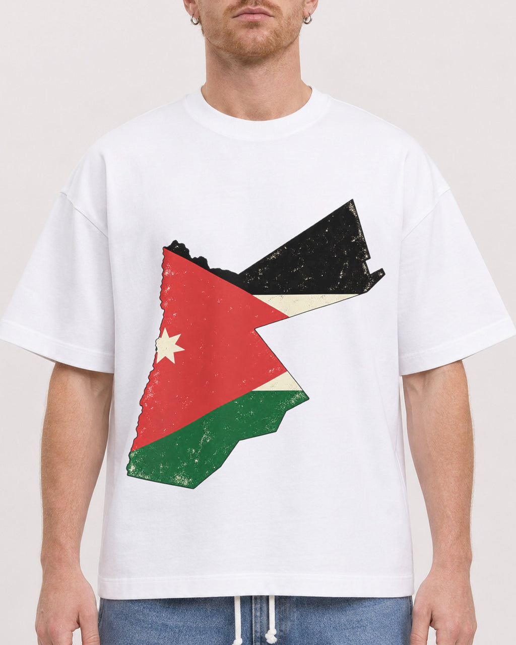 Mockup Boxy Heavyweight Tee White male close-up 38